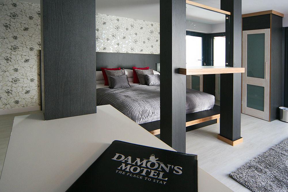 Damon'S Hotel لينكولن المظهر الخارجي الصورة